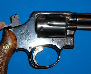 Revolver Smith & Wesson model 13 DEACTIVATED.  More to come soon...