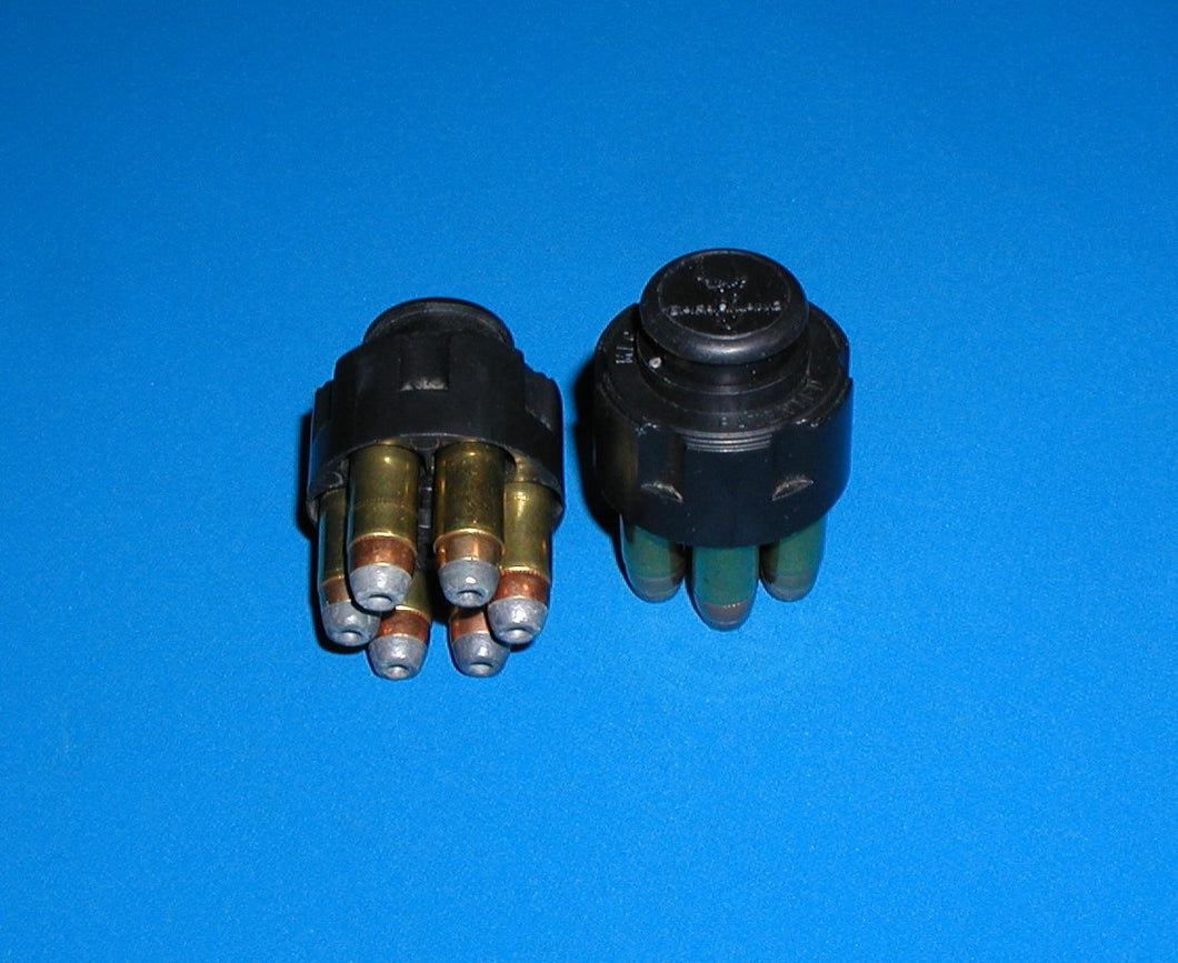 Speed Loaders for K-frame S&W revolvers with 12 bullets in 38 SPL with SJ/HP bullets